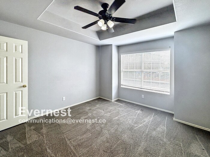 Building Photo - 1605 Catherine Ct