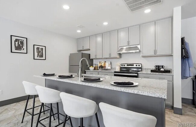 Building Photo - 40 North St