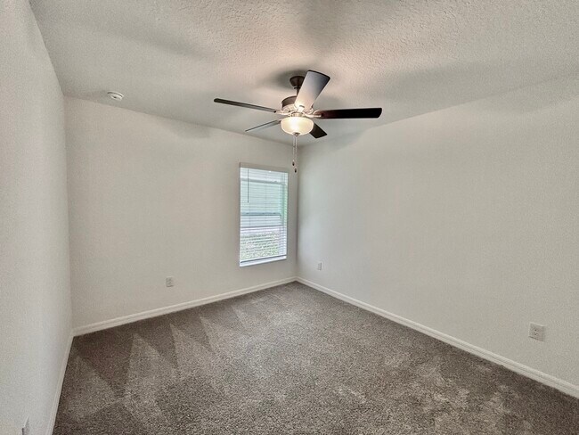 Building Photo - 11237 Linden Depot Rd