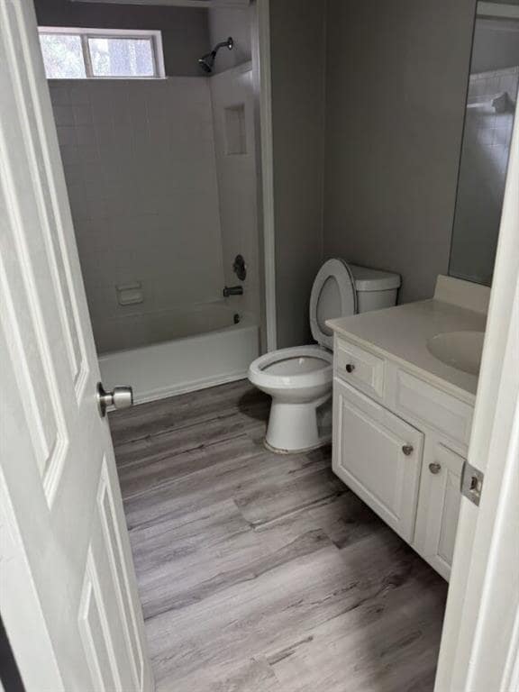 Building Photo - 2505 Oak Quarters