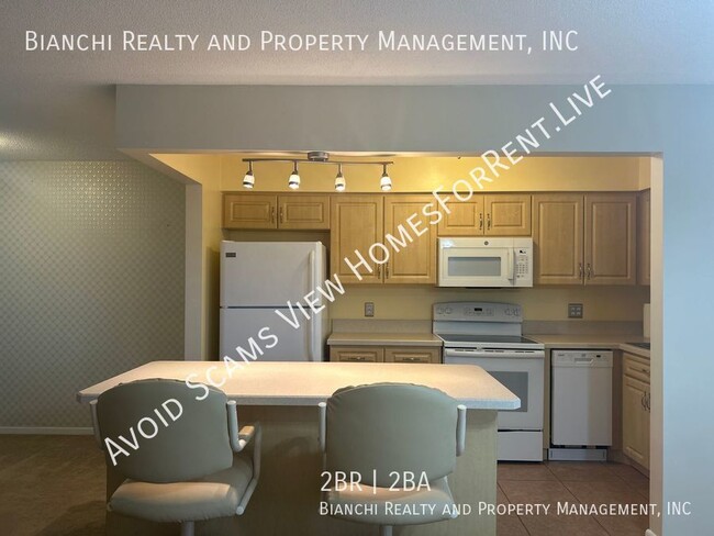 Building Photo - Discover Coastal Bliss: Your Ideal Beachsi...