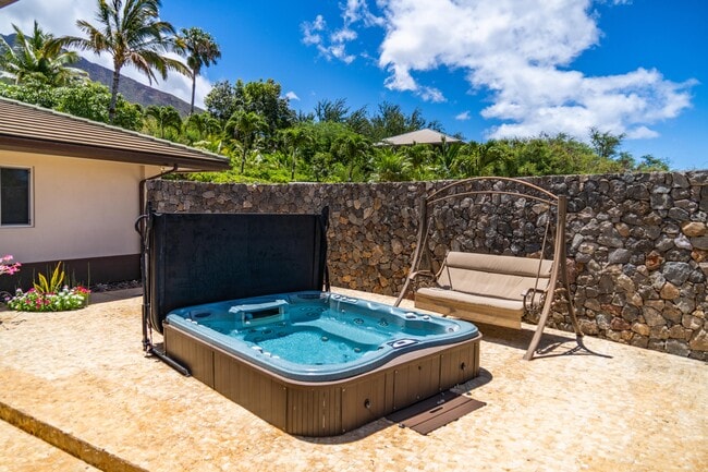 Building Photo - 837 Kai Hele Ku St