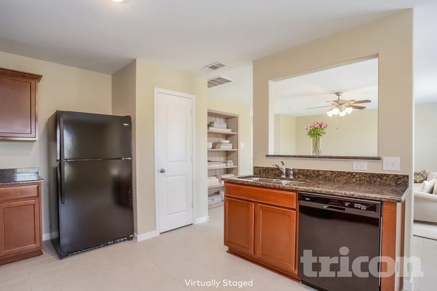 Building Photo - 713 Totem Trail Dr