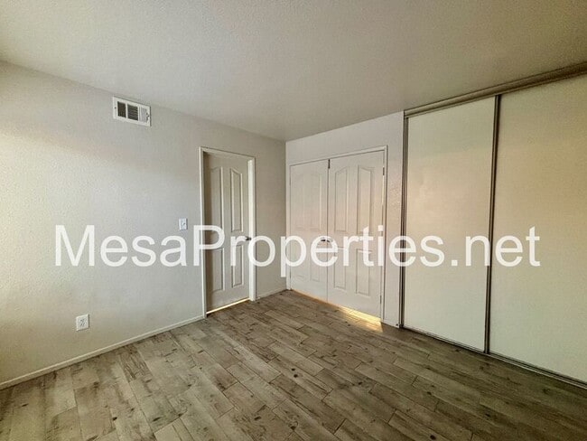 Building Photo - 12914 Tiburon Dr