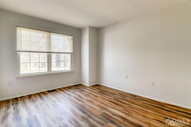 Building Photo - 81 Morgan Pl
