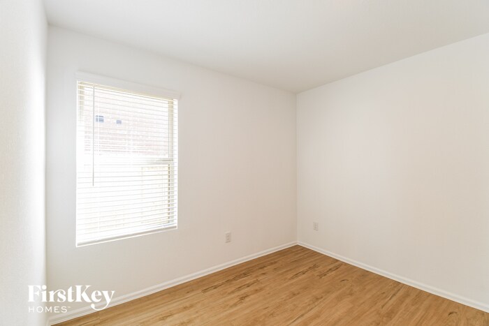 Building Photo - 508 Maple Bnd Ln