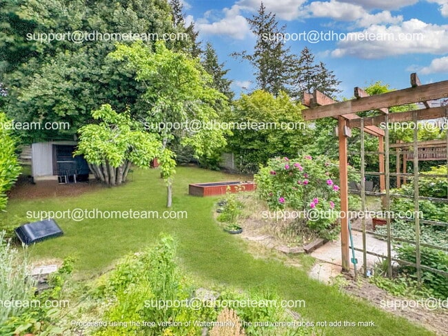Building Photo - "Charming 2-Bed Gem in Renton with Granite Elegance – 620 sqft of Cozy Living!"