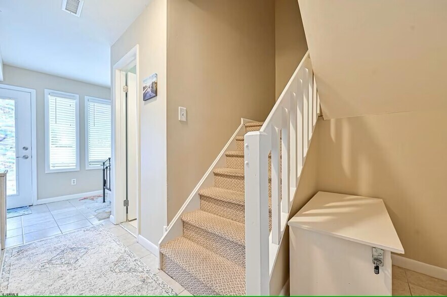 Building Photo - 518 W Brigantine Ave