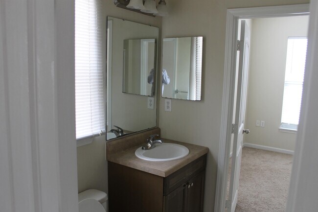 Building Photo - 14040 Castle Abbey Ln