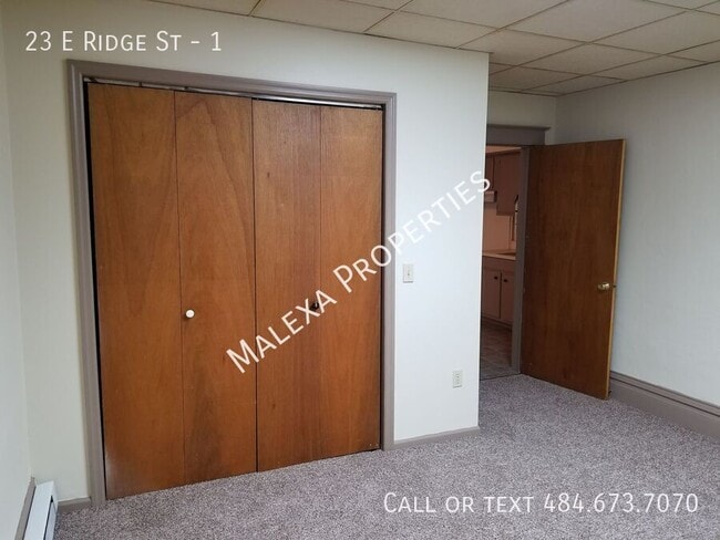 Building Photo - 23 E Ridge St