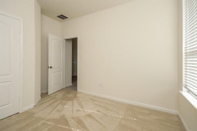 Building Photo - 22211 Davenport Downs Ln