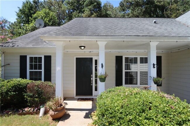 Building Photo - 227 Westwind Dr