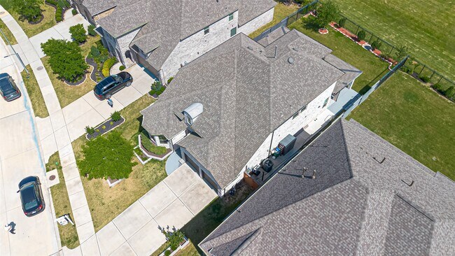 Building Photo - 18107 Callander Ave