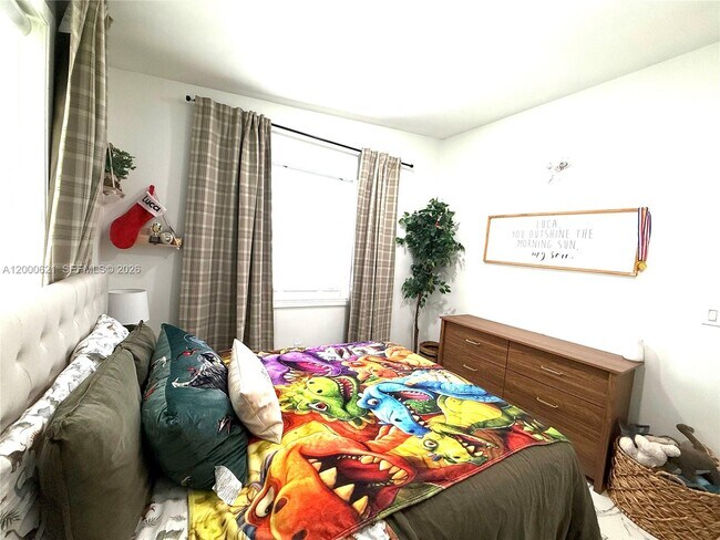 Building Photo - 11020 SW 42nd Terrace