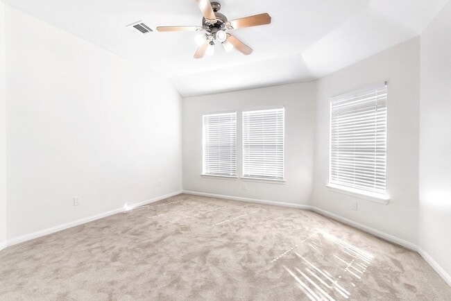 Building Photo - 21823 Mystic Point Ct