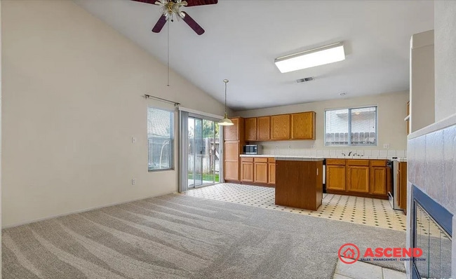 Building Photo - Wonderful 4 Bedroom Located in Laurel Glen Area!