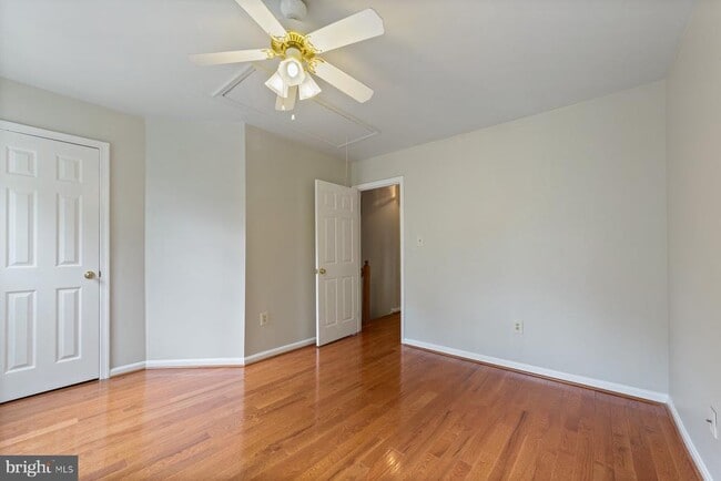 Building Photo - 6474 Brick Hearth Ct
