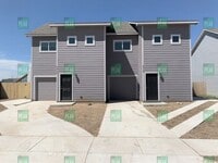 Building Photo - $1599! 3 Bed/2.5 Bath home in Fort Worth!