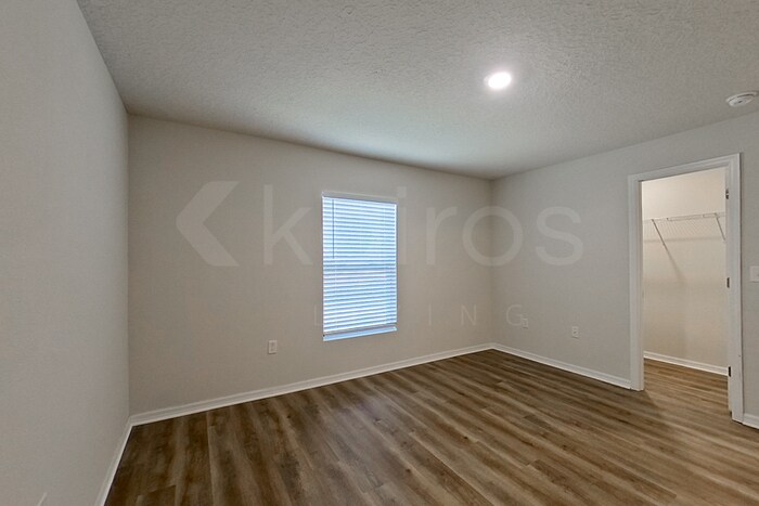 Building Photo - 10872 N Frantz Ave