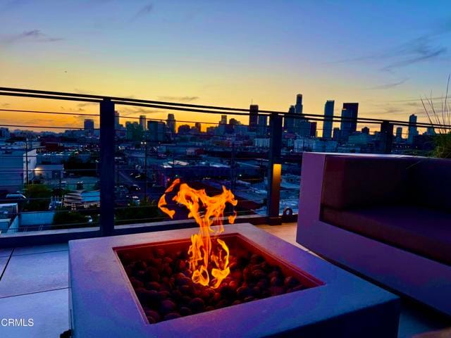 Building Photo - 530 S Hewitt St