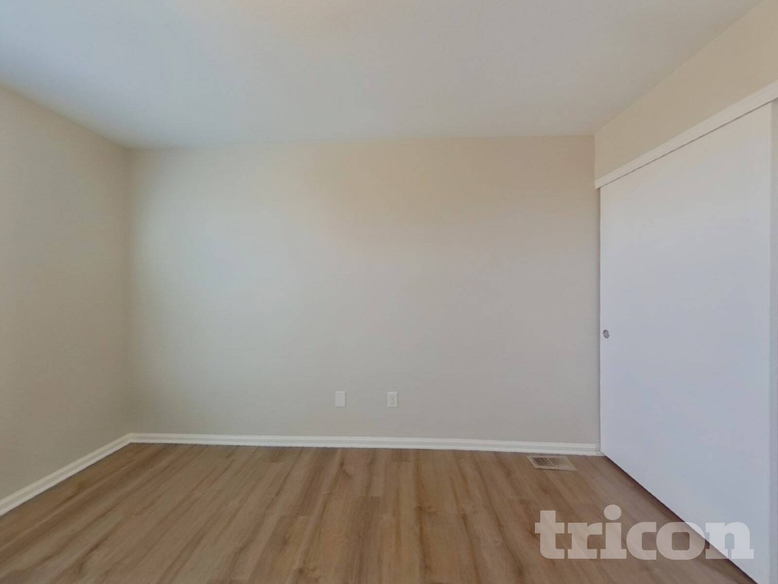 Building Photo - 10115 Hudson St