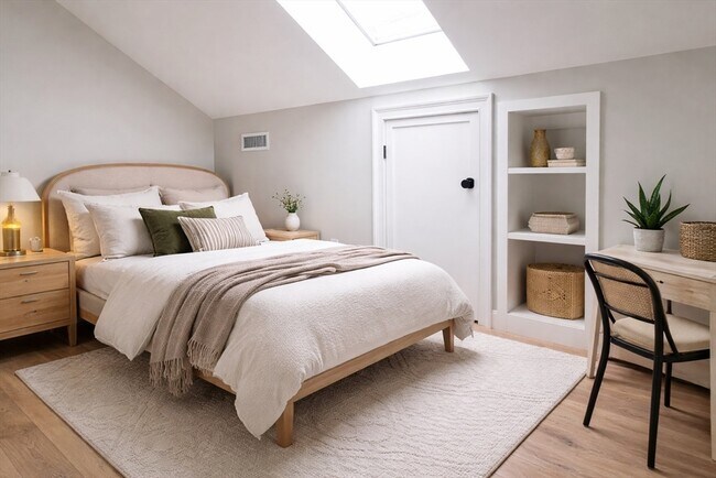 Building Photo - 97 Trenton St