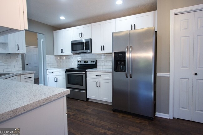 Building Photo - 413 Vista Way