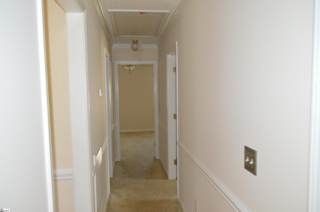 Building Photo - 201 Durham Dr