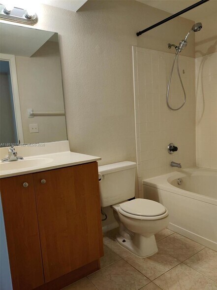 Building Photo - 1825 Palm Cove Blvd