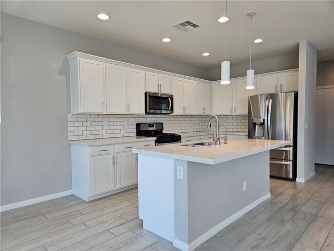 Building Photo - 9853 Fisher Bay Ct
