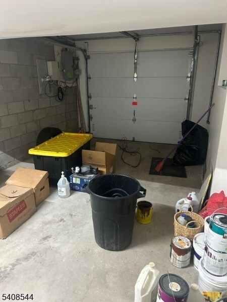 Building Photo - 43 Parker Rd