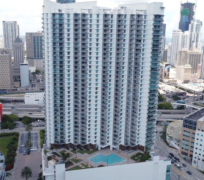 Building Photo - 350 S Miami Ave