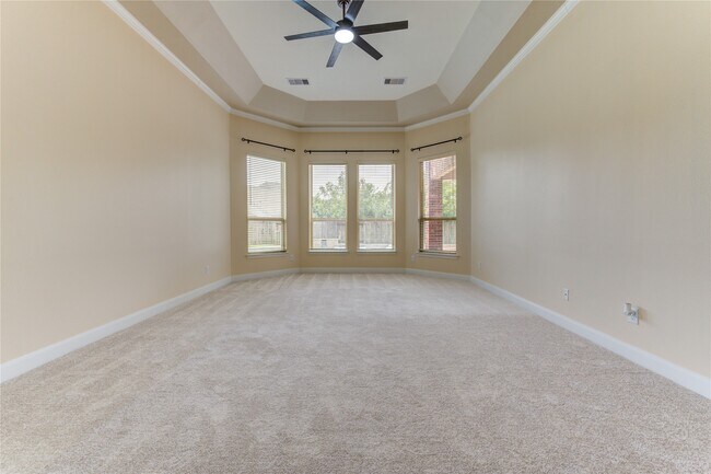 Building Photo - 1335 Altavilla Ln