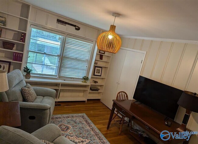 Building Photo - 2222 Matthews St SE