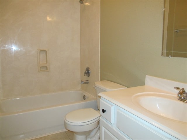 Building Photo - 2338 Colonial Springs Ln