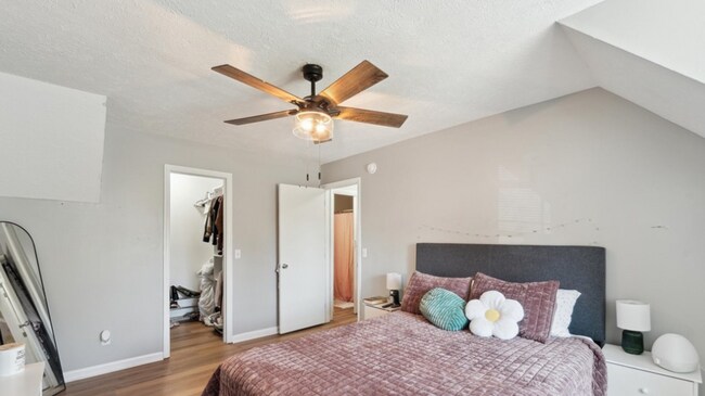 Building Photo - New to the market! 3/2 Home in Richmond Hi...
