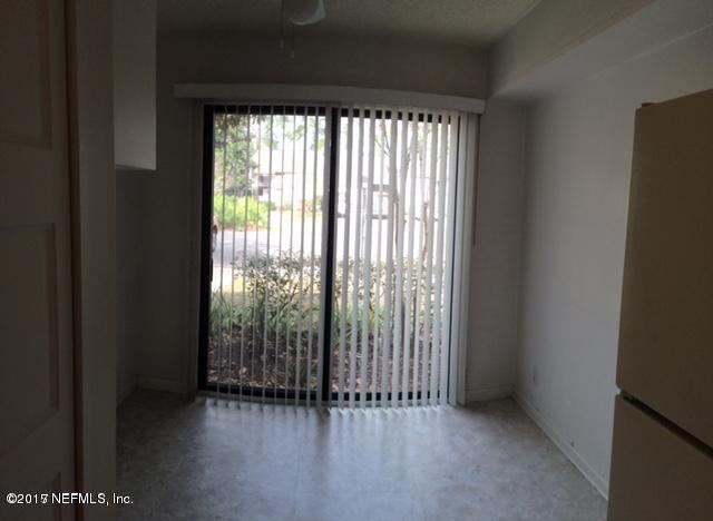 Building Photo - 6226 Lake Tahoe Dr