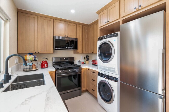 Building Photo - 10921 Polaris Dr