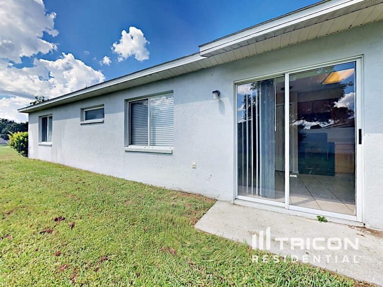 Building Photo - 4517 Country Hills Blvd