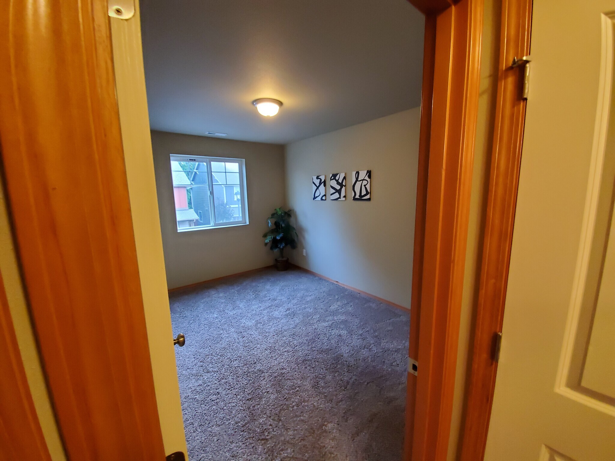 Building Photo - 176 N Township St