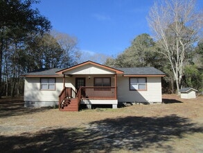 Building Photo - 2720 County Rd 43-402