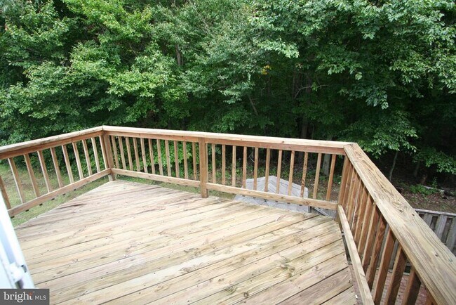 Building Photo - 124 Azalea Ct