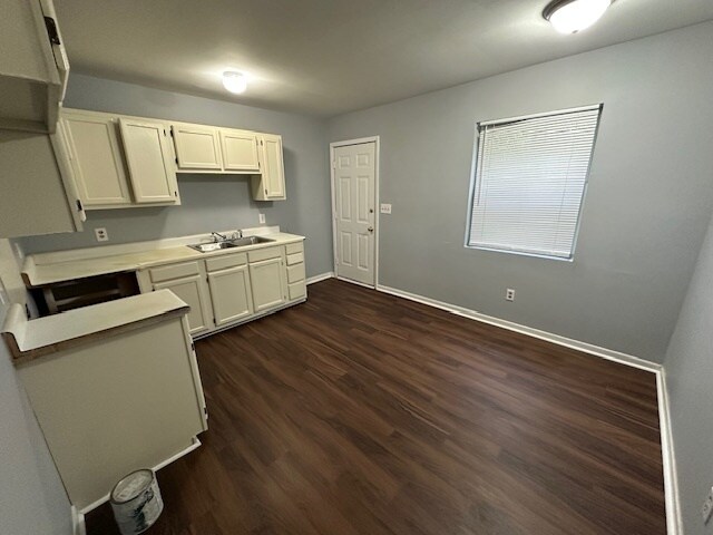 Building Photo - 1225 New Hope Ln