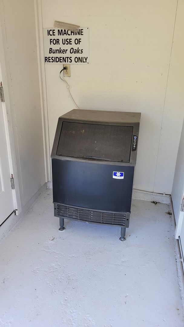 Building Photo - Annual turnkey furnished 1/1 ground floor ...