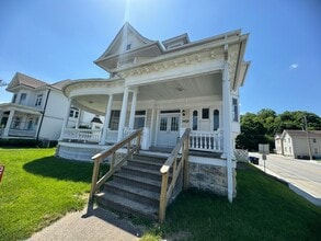 Building Photo - 2602 6th Ave