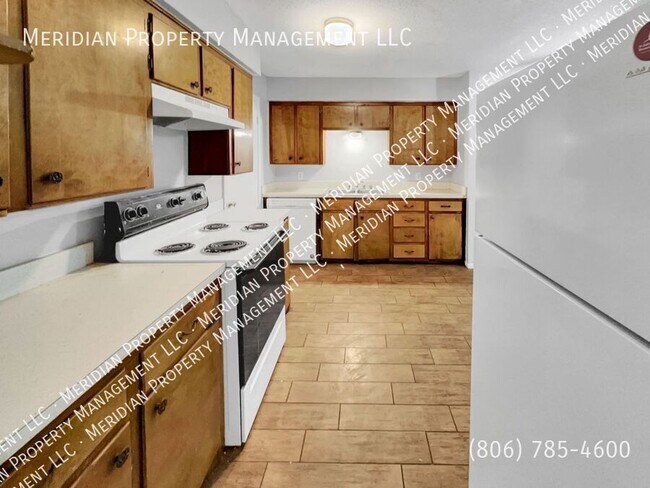 Building Photo - 1708 Elkhart-C