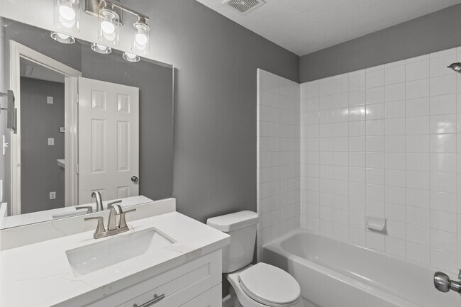 Building Photo - 14642 Alannah Lagoon Ct