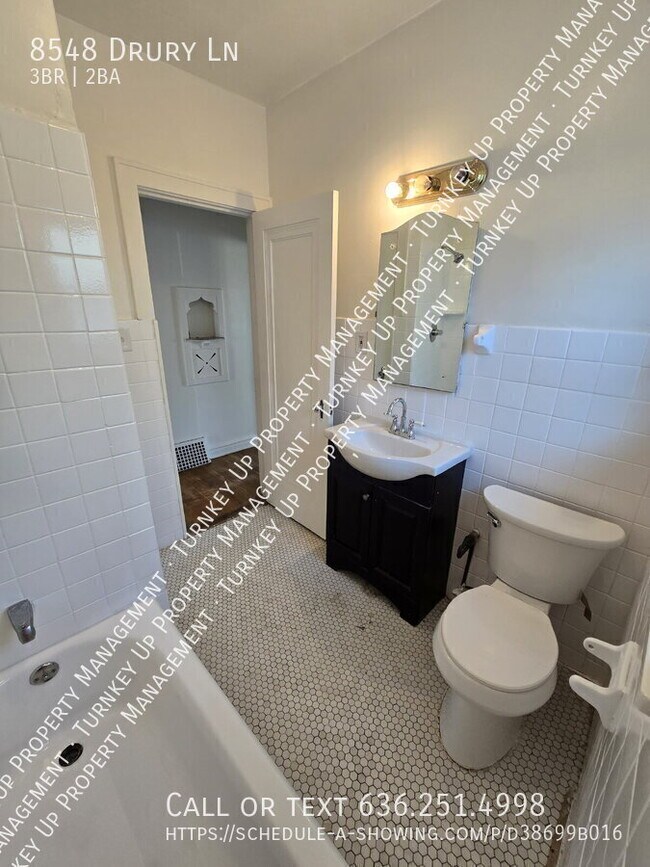 Building Photo - 8548 Drury Ln