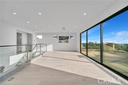 Building Photo - 26296 Paseo Sillin