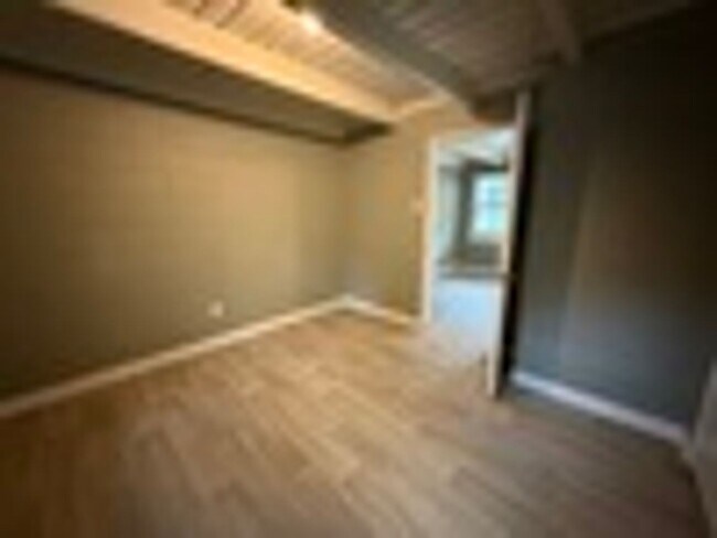 Building Photo - 1119-1 Gurley St